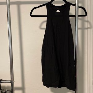 Women’s Lululemon Black Open Back Sz 4 Tank Top